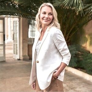 Pure Collection Ivory Blazer